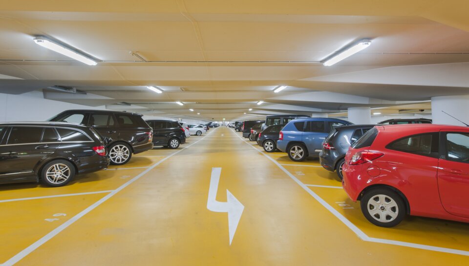 RELIABLE AND EFFICIENT LED TUBES IN CONTIPARK CAR PARKS